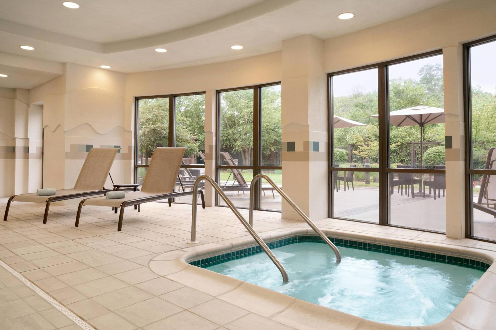 Courtyard By Marriott Middletown Goshen Hotell Exteriör bild