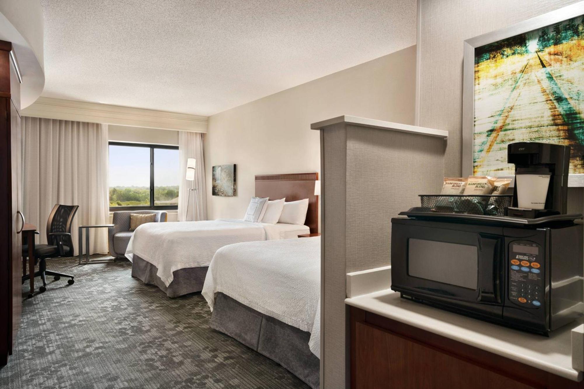 Courtyard By Marriott Middletown Goshen Hotell Exteriör bild