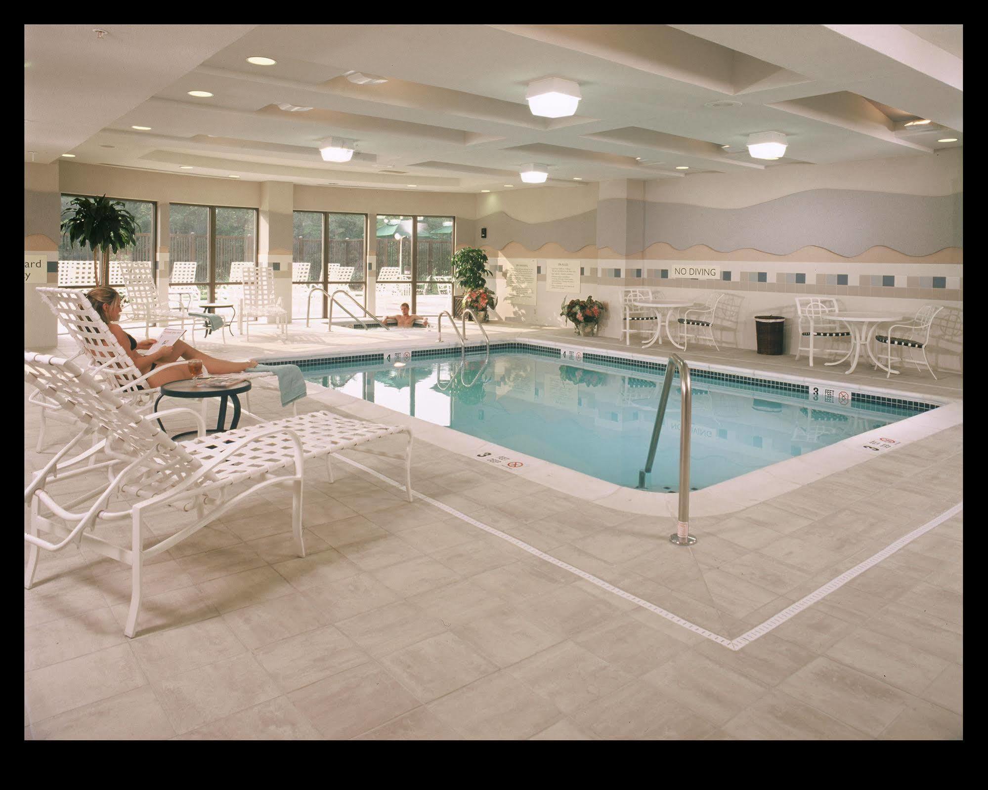 Courtyard By Marriott Middletown Goshen Hotell Exteriör bild