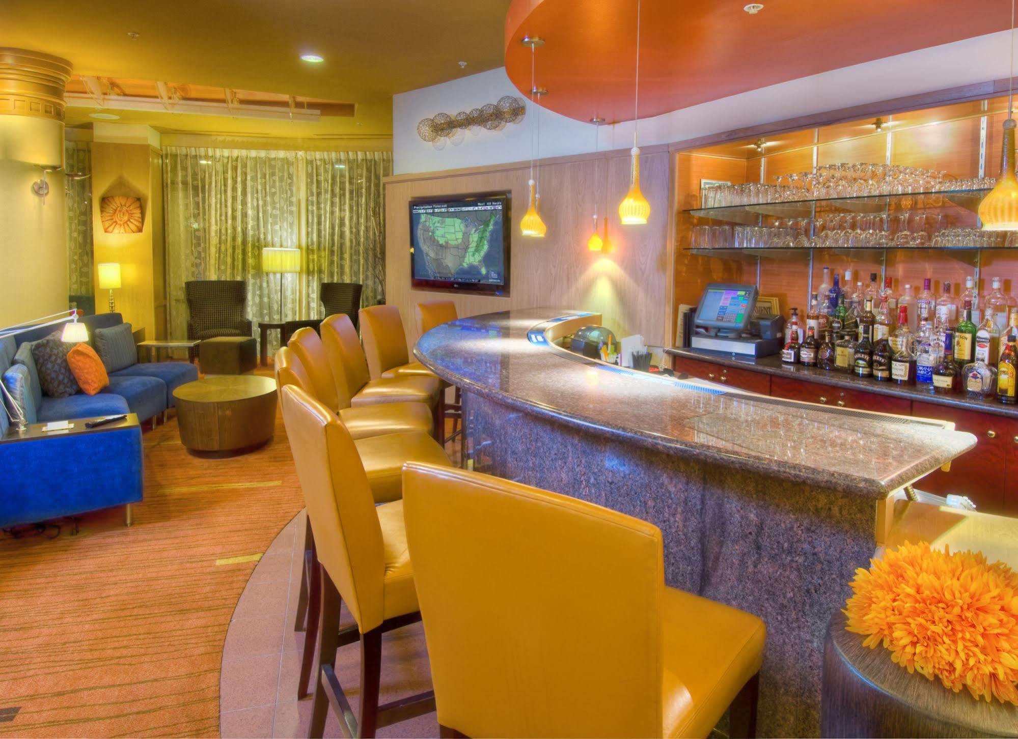 Courtyard By Marriott Middletown Goshen Hotell Restaurang bild