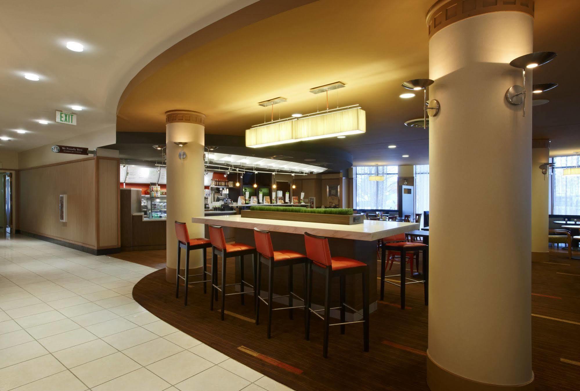 Courtyard By Marriott Middletown Goshen Hotell Exteriör bild