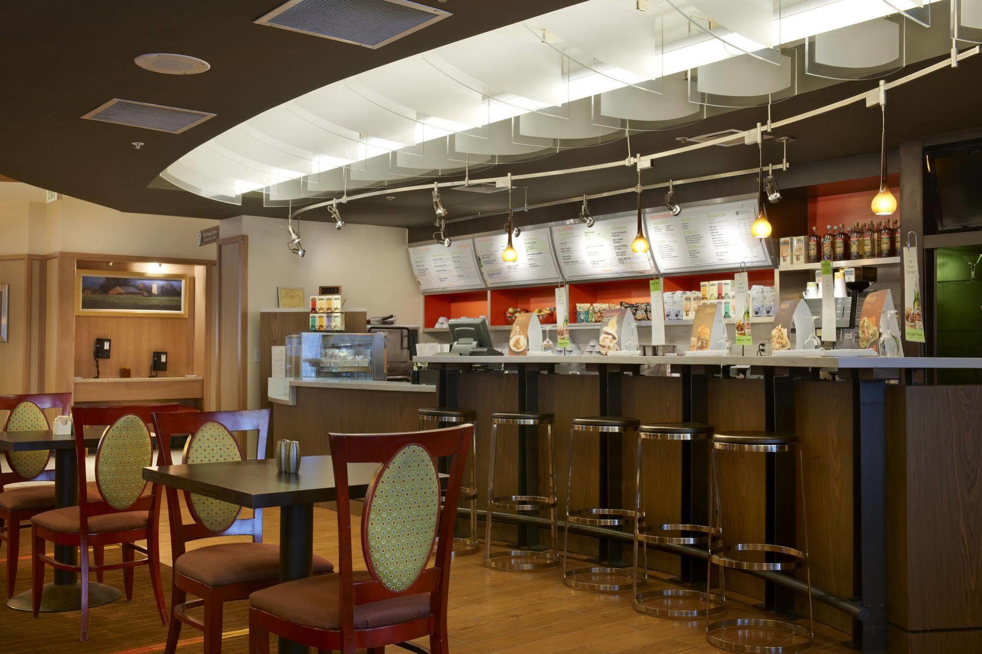 Courtyard By Marriott Middletown Goshen Hotell Exteriör bild